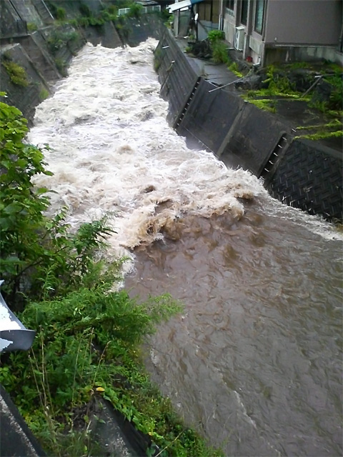 mb_0907142416.jpg 480×640 143K