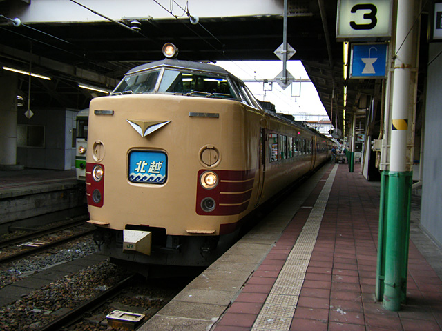 mb_1007235728.jpg 640×480 136K