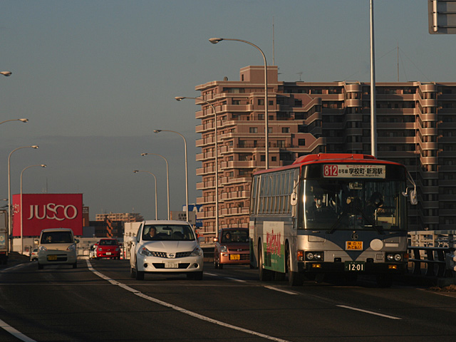 jusco_8.jpg 640×480 132K