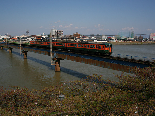 150m_4.jpg 640×480 175K