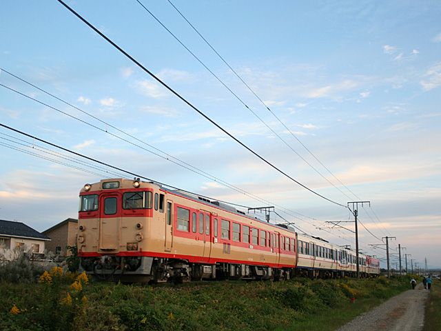 2547d_10.jpg 640×480 139K