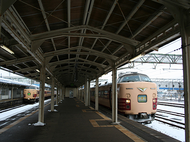 3324m_2.jpg 640×480 173K