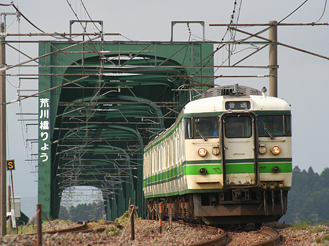 940m_6.jpg 640×480 176K