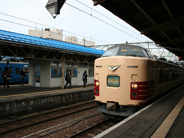 3326m_3.jpg 640×480 161K